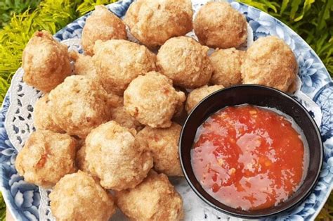 Selain itu cara membuat pakan fermentasi ini tidak terlalu sulit, anda cukup mengikuti langkah dibawah ini : Dayya Mesin