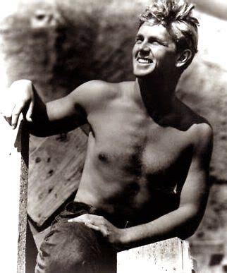 List of the best sterling hayden movies, ranked best to worst with movie trailers when available. Gods and Foolish Grandeur: Sterling Hayden - more than beefcake | Sterling hayden, Classic movie ...
