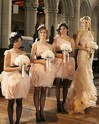 Du träumst von einem noni brautkleid, aber ein besuch in unserem showroom in köln ist für dich zu weit? Vera Wang bridesmaids in gossip girl | Gossip girl wedding ...