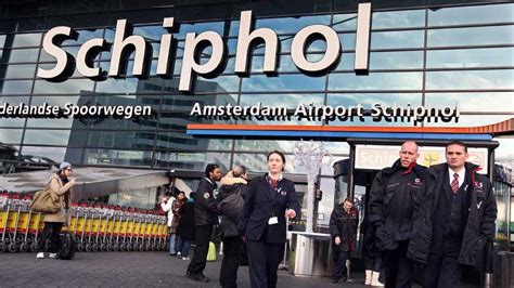 Tse chi lop is arrested at an amsterdam airport by dutch police acting on an australian arrest warrant. Tse Chi Lop Vancouver / Li2f4ym5mnutgm - National news ...