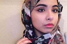 hijab cewek benar removing