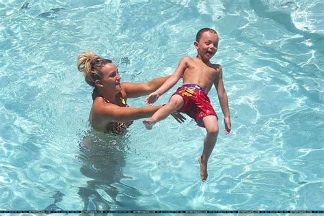 Users rated the britney masturbates at hotel videos as very hot with a 72% rating, porno video uploaded to main category: Team Britney Spears: At the Pool at The Four Seasons Hotel ...