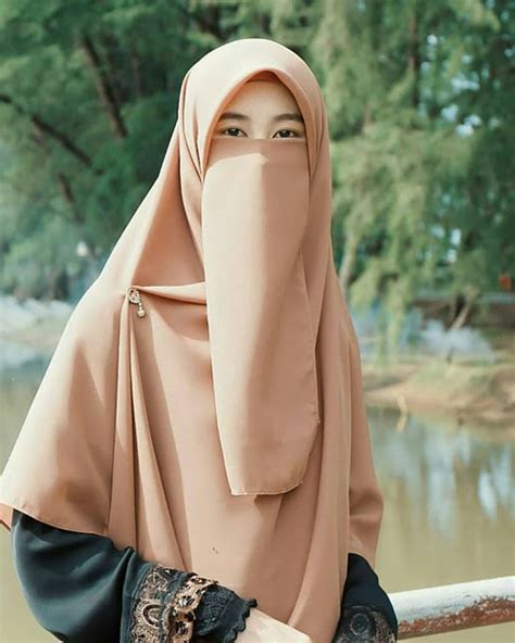 Lihat ide lainnya tentang kartun, gambar kartun, gambar. Gallery Cewek Pakai Cadar Cantik dan Burqo - Dzargon