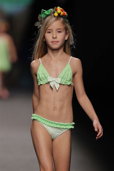 See more ideas about girls swimsuit, swimsuits, baby buns. ♥ SWIMWEAR FASHION SHOW Gran Canaria Moda Cálida ♥ ...