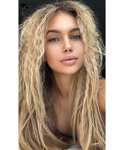 Fanni gecsek (19) is a tennis player from hungary. Hogy tetszik Szoboszlai jó nevű magyar barátnője? | Az ...