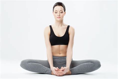 Hold the butterfly pose for a few breaths or even several minutes. The health benefits of baddha konasana (butterfly pose)