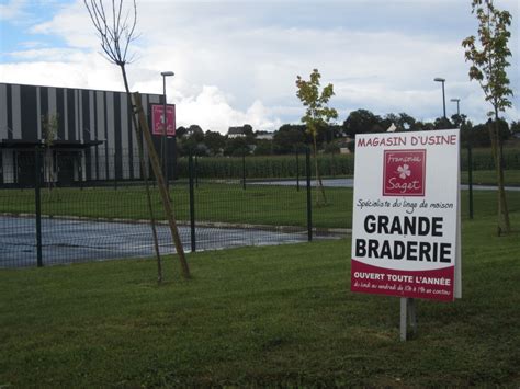 Spécialiste du linge maison à prix mini. Françoise Saget, VPC bretonne - Magasin d'usine