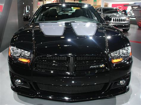 The model received many reviews of people of the automotive industry for their episode 3: 2012 Dodge Charger Super Bee - The Mustang Source - Ford ...