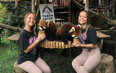 Ini indonesia, kalian orang indonesia yang masih dituntut untuk melakukan hal yang baik apalagi kalian idbinrs. Kembali Klarifikasi Soal Video Panas, The Connell Twins ...