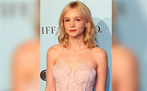Finally, someone has cast carey mulligan in the role of her dreams: Carey Mulligan Promising Young Woman : Whz8sfc1oupsim ...