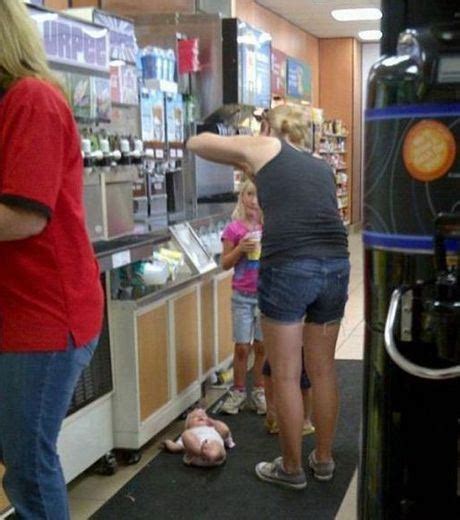 20 Examples of Bad Parenting - Gallery | eBaum's World