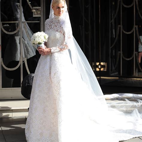 La star de 36 ans n'a pas décroché son premier emmy awards, mais elle a tout de même su briller lors de cette belle soirée ! Robe de mariée de stars : 10 modèles à copier - Marie Claire
