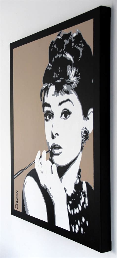 Die maße unten sind auf ihr motiv abgestimmt. Audrey Hepburn als Kunstdruck auf Leinwand in einem ...