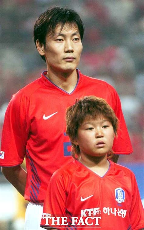 송종국 말컹 중국가면 힘들수도 vs 김병지 그래도 잘할것 | 그럼 일본가면 안돼? 송종국, 축구로 다시 일어서라! - 축구 > 기사 - 더팩트