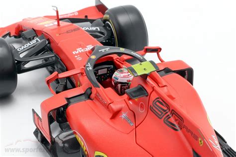 Lewis hamilton kürte sich durch seinen 10. Charles Leclerc Ferrari SF90 #16 Sieger Italien GP Formel ...