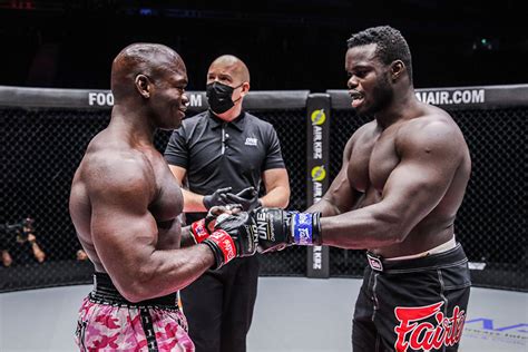 Discover more posts about alain ngalani. "Người khổng lồ Châu Phi" Oumar Kane hủy diệt "Báo đen ...