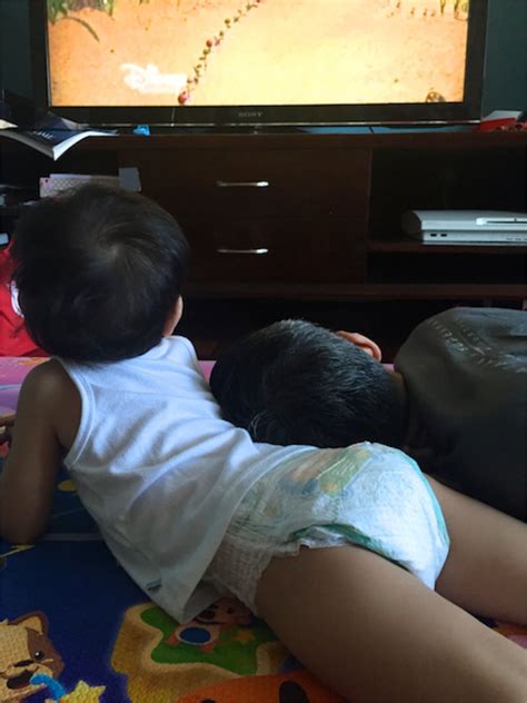 Let's pad up in the 612! TOPAZ HORIZON: At the Mommy Meet Up by Pampers Pants and ...