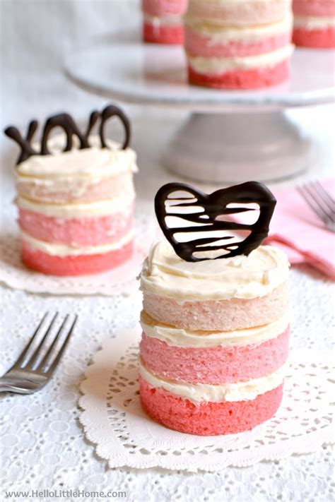 Chocolate chip cookie ice cream sandwiches instead of serving scoops of ice cream with birthday cake, put them between homemade chocolate chip cookies. Healthy Birthday Treats Instead Of Cake / 9 Sweet But Low ...