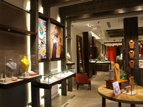 Reward your loyal customers with a gift certificate to show your appreciation. Just in time for those graduation and Mother's Day gifts ...