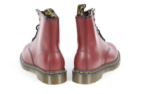 Check out our 1460 doc martens selection for the very best in unique or custom, handmade pieces from our shoes shops. Boots Doc Martens 1460 Cherry Red (Bordeaux) - cuir Smooth