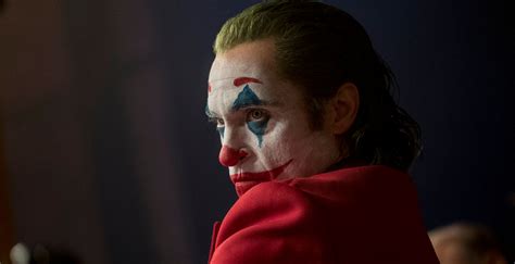 The joker first appeared in gotham city around the same time that the batman arrived on the scene certainly, no villain has managed to inflict as much pain and suffering on batman as the joker, who. "Joker" se convierte en el estreno más taquillero de ...