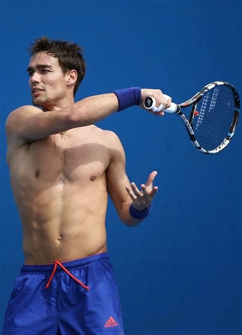 Somehow when we see bed head hair we always guess right whether it's a true hairstyle or lack of styling, right? Picture of Fabio Fognini