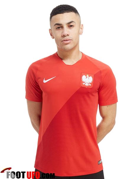 L'espagne et le portugal s'affronteront en juin pour préparer l'euro. Nouveau Maillot Foot Equipe de Pologne Exterieur 2018/2019 ...