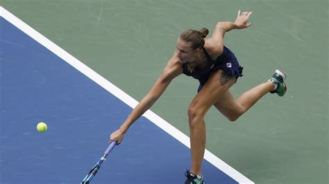 70 kg (154 lb) plays: US Open: Najwyżej rozstawiona Karolina Pliskova odpadła w ...