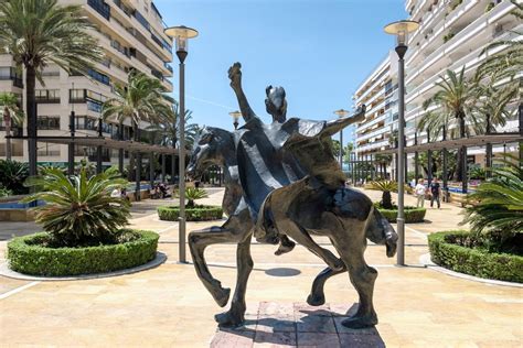 Marbella and nearby puerto banús are important tourist resorts on the costa del sol. Marbella bezoeken? Dé mooiste bezienswaardigheden, info en ...