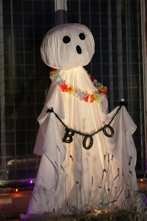 Hang these 35 ghastly ghouls in a tree or around your halloween party. Halloween Decorations Ghost Hawaiian Style made from ...