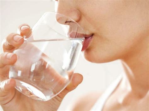 Pertama, jangan minum ais langsung, amalkan meminum air suam sahaja setiap hari. Petua Kuruskan Badan Dengan Cepat Tanpa Ubat (Tips ...