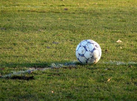 The uefa european championship is one of the world's biggest sporting events. Euro 2020 - grupy. Z kim i kiedy Polska gra w eliminacjach ...