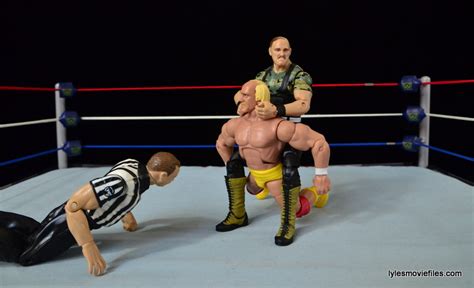 Wooohoooo <3 you go tess! Here's all the Wrestlemania main events in action figure style