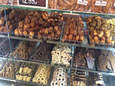 Founded in 1978 in austin, texas, whole foods market is the leading retailer of natural and organic foods,…. A Comer Rico!: Ahora Whole Foods Market en Downtown Miami!