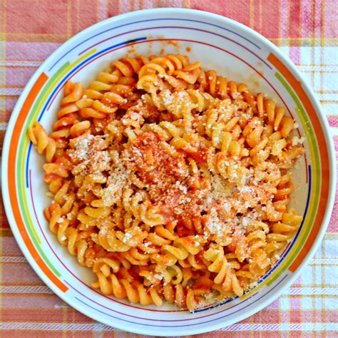 Con il pesto), oppure ripassandola alcuni minuti in padella con la propria salsa (mantecatura a caldo) a fuoco. La cucina per principianti ... ma anche altro: Pasta al ...