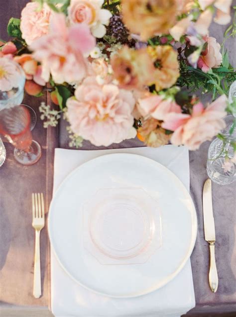 Wherever you choose to organize a dinner party, what's important is that you create the right atmosphere. Scenes from our farewell dinner party on the last day of ...