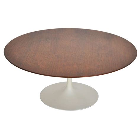 The knoll saarinen coffee table is a defining accomplishment of modern design and timeless addition to your home—a true classic. Eero Saarinen Walnut Coffee Table for Knoll | From a ...