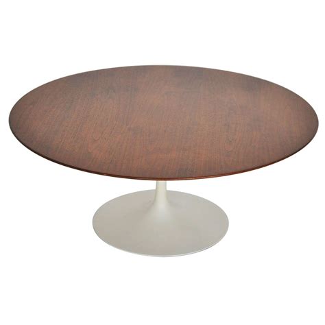 The knoll saarinen coffee table is a defining accomplishment of modern design and timeless addition to your home—a true classic. Eero Saarinen Walnut Coffee Table for Knoll | From a ...