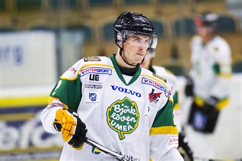 Smycken i guld och silver, bijouterier, klockor och presenter till hemmet hos guldfynd, sveriges ledande smyckeföretag! Umeå Hockeycup | Eriks hockeyhörna