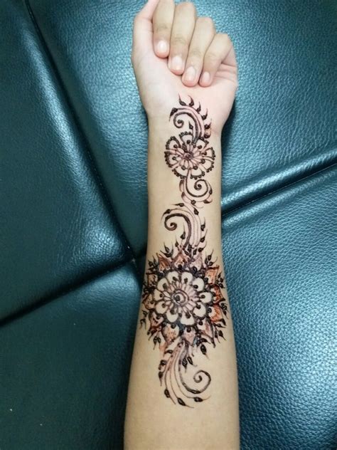 Henna banner henna tattoo flower template henna tattoo vector mehndi flower henna tattoo design henna arabic mehndi pattern tattoo lace tattoo henna. Pin by Bisma Naz on My henna designs | Henna designs ...