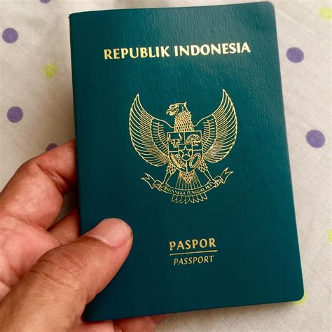 It can be pretty annoying to renew your passport in malaysia having to wait long queues and waking up super early. Syarat Ambil Gambar Kad Pengenalan