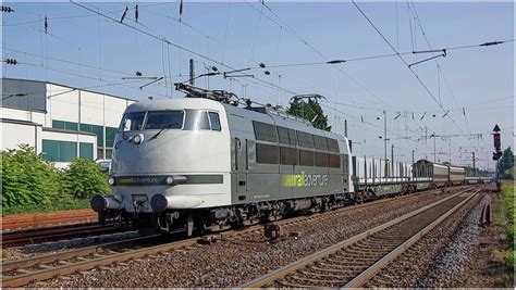 Founded in 2006, it operates a fleet of ex deutsche bundesbahn and swiss federal railways locomotives. 103 222-6 Railadventure Foto & Bild | bahnhof, bahn ...