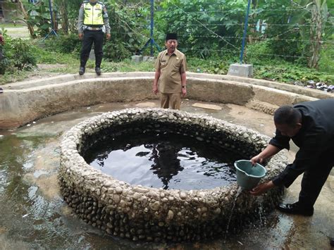 Namun, keterbatasan lahan dan biaya seringkali menjadi masalah tersendiri saat membuat kolam renang di rumah. Wali Kota Akan Bangun Kolam Renang Air Panas di Sumur ...