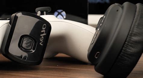 Be sure that both the headset and console are powered on. How to Connect Any Bluetooth Headphones to Xbox One ...