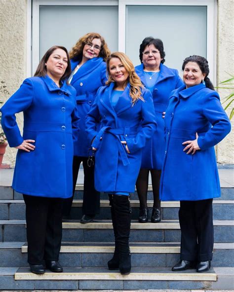 Jun 28, 2021 · cathy barriga se despidió vía instagram. Cathy Barriga y sus colegas estrenan nuevo uniforme invernal