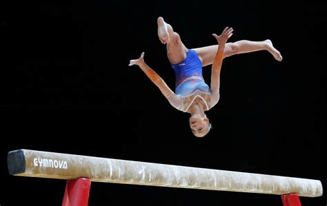 Sanne wevers wins gold for the netherlands in the women's balance beam final in rio 2016. Sanne Wevers oppermachtig op de balk, maar nog lang niet ...