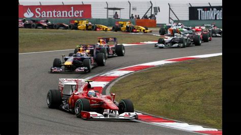 Beim grand prix von aserbaidschan sieht max verstappen im red bull wie der sichere sieger aus. Formel 1 2010 - Shanghai / China - Shanghai International ...