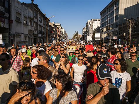 Dezenas de detidos à margem de manifestação da oposição bielorrussa. PartirPedra: Manifestação em Aveiro 15 de Setembro 2012