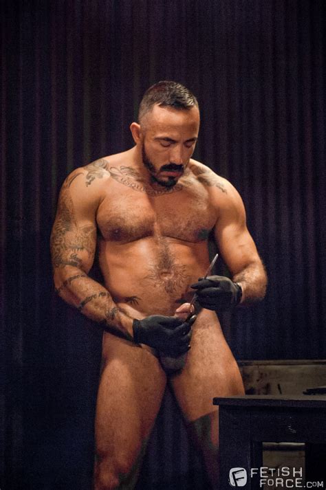 Thc north pole i~ colde r thau ihesouth pole. Hunks put on their gloves for dual sounding fun with rods ...