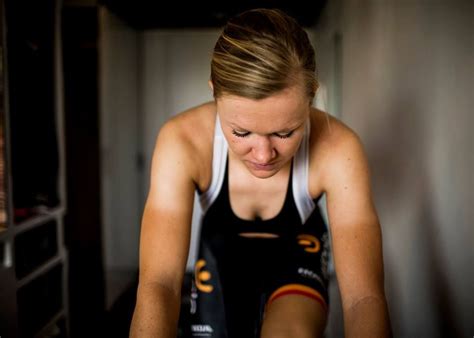 Spoelt lotte kopecky (25) de zure nasmaak van haar vierde plaats in de wegrit definitief door? Jolien D'hoore - 2016 | Pinterest